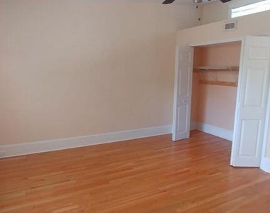 2886 Forbes Street - Photo Thumbnail 10