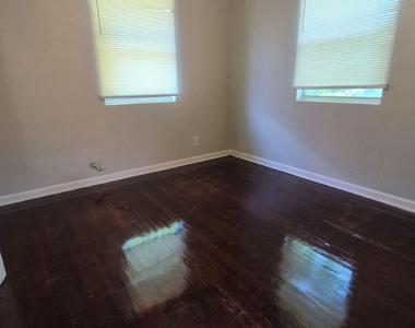 5440 Calloway Court - Photo Thumbnail 11
