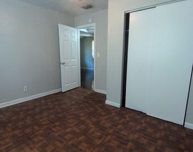 5440 Calloway Court - Photo Thumbnail 8