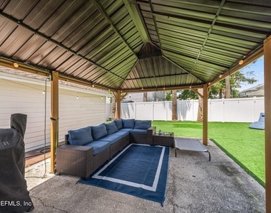 457 7th Avenue S - Photo Thumbnail 21