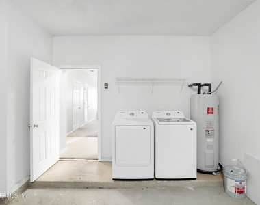 624 Southbranch Drive - Photo Thumbnail 16
