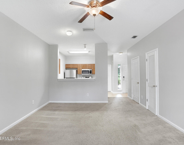 624 Southbranch Drive - Photo Thumbnail 3