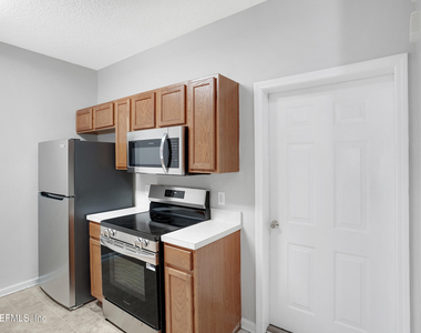 624 Southbranch Drive - Photo Thumbnail 7