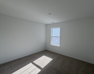 12172 Dodwell Street - Photo Thumbnail 7