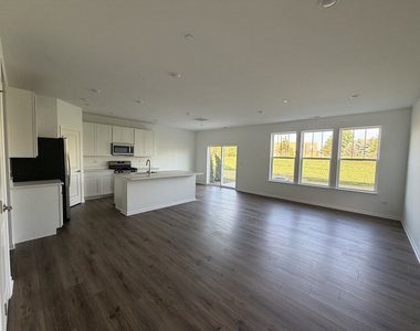 12172 Dodwell Street - Photo Thumbnail 1
