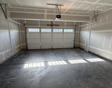 12172 Dodwell Street - Photo Thumbnail 10