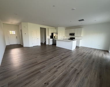 12172 Dodwell Street - Photo Thumbnail 2