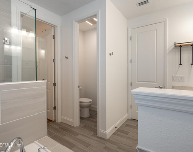 260 Oaklawn Court - Photo Thumbnail 27