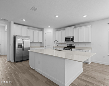 260 Oaklawn Court - Photo Thumbnail 5