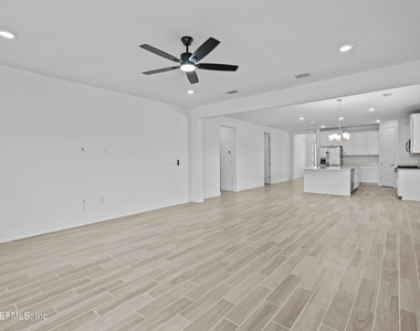260 Oaklawn Court - Photo Thumbnail 32