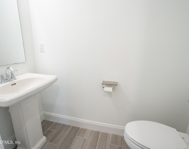 260 Oaklawn Court - Photo Thumbnail 18