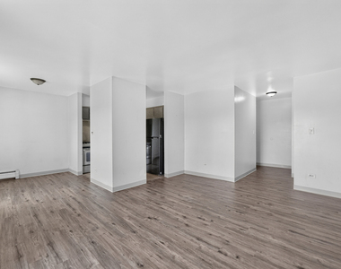 827 W College Boulevard - Photo Thumbnail 2