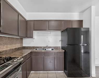 827 W College Boulevard - Photo Thumbnail 5