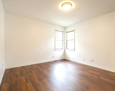 514 E Windgate Court - Photo Thumbnail 9