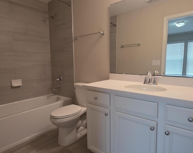 12784 Josslyn Lane - Photo Thumbnail 13