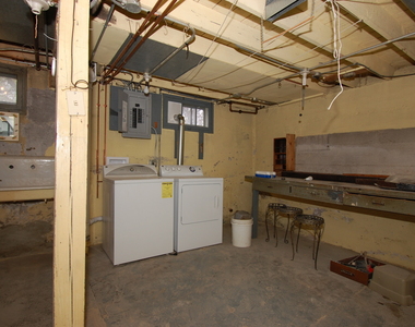 653 Jay Street - Photo Thumbnail 9