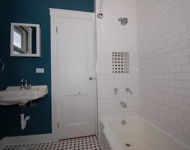 653 Jay Street - Photo Thumbnail 3