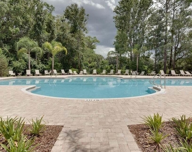 574 Northside Drive S - Photo Thumbnail 23