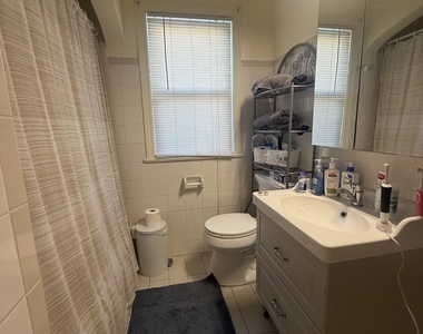5120 Sherwin Avenue - Photo Thumbnail 6