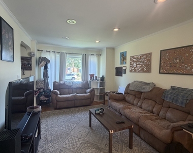 5120 Sherwin Avenue - Photo Thumbnail 1