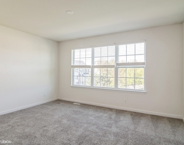 69 Melrose Court - Photo Thumbnail 9
