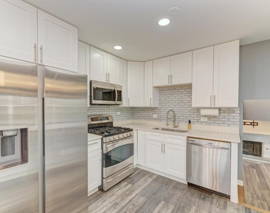 585 Cambridge Way - Photo Thumbnail 12