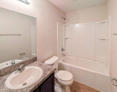 8441 Mcgirts Village Lane - Photo Thumbnail 9