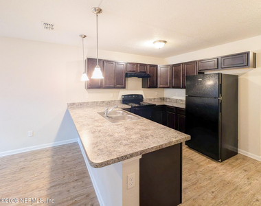 8441 Mcgirts Village Lane - Photo Thumbnail 1