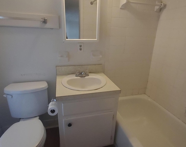 3114 Riverside Avenue - Photo Thumbnail 8