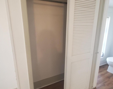 3114 Riverside Avenue - Photo Thumbnail 12
