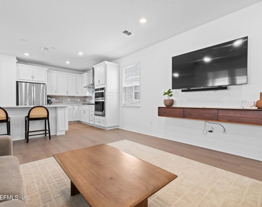 254 Plum Orchard Lane - Photo Thumbnail 15