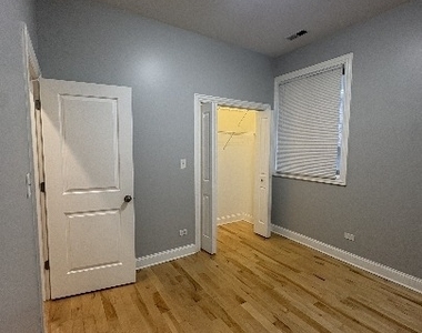 4218 S King Drive - Photo Thumbnail 7