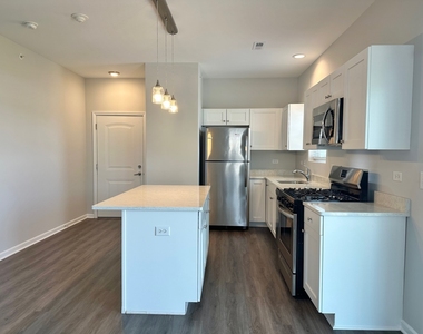 855 E Main Street - Photo Thumbnail 2