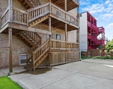 4530 S Michigan Avenue - Photo Thumbnail 17