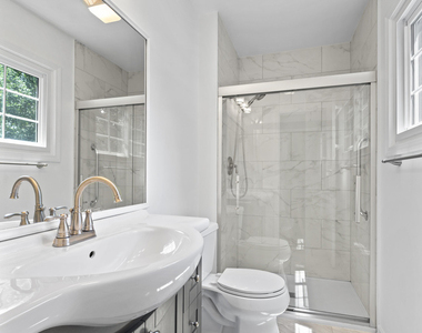 5654 S Washington Street - Photo Thumbnail 17