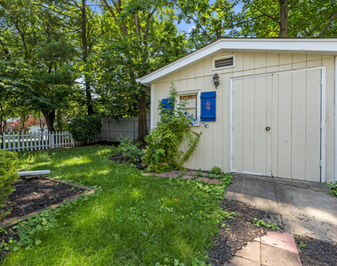 5654 S Washington Street - Photo Thumbnail 23