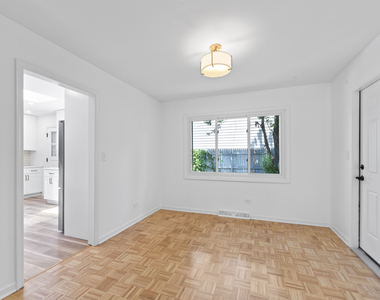 5654 S Washington Street - Photo Thumbnail 6
