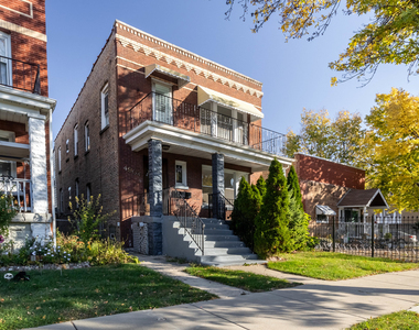 4904 W School Street - Photo Thumbnail 1