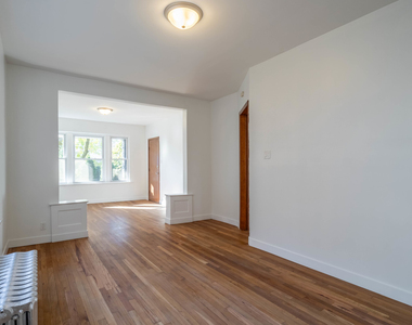 4904 W School Street - Photo Thumbnail 4