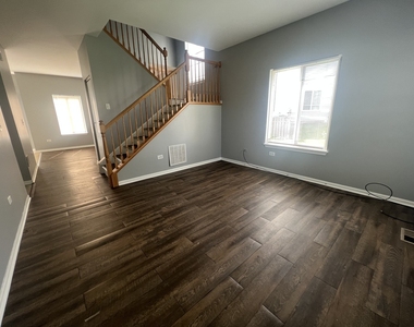3102 Alyssa Street - Photo Thumbnail 14