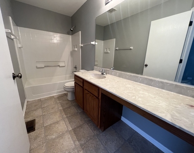 3102 Alyssa Street - Photo Thumbnail 23