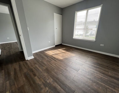3102 Alyssa Street - Photo Thumbnail 7