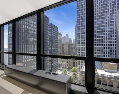 900 N Lake Shore Drive - Photo Thumbnail 7
