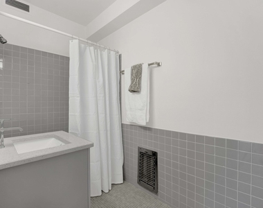 900 N Lake Shore Drive - Photo Thumbnail 16