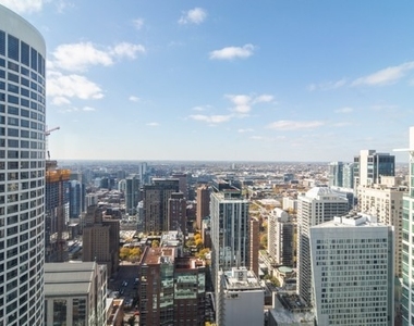 111 E Chestnut Street - Photo Thumbnail 9