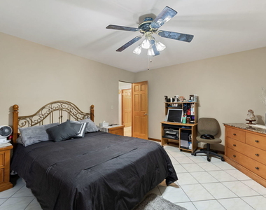 8729 W Summerdale Avenue - Photo Thumbnail 14