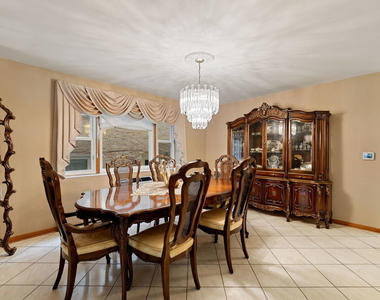 8729 W Summerdale Avenue - Photo Thumbnail 5