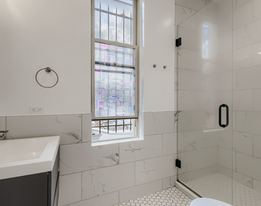 6740 N Sheridan Road - Photo Thumbnail 15