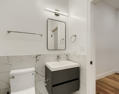 6740 N Sheridan Road - Photo Thumbnail 17