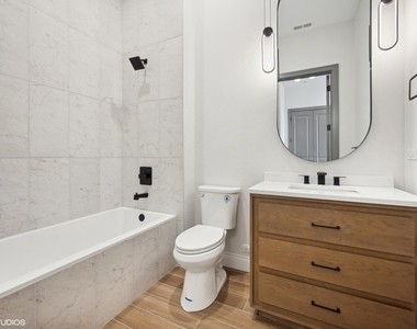 1615 W Irving Park Road - Photo Thumbnail 15